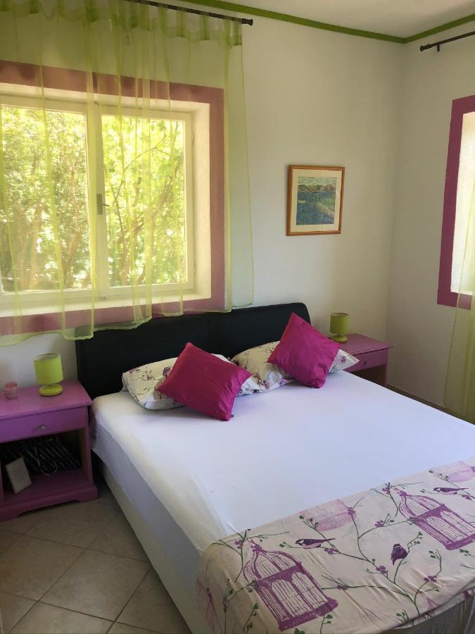 Family Stakic Apartment Baska Voda Bagian luar foto