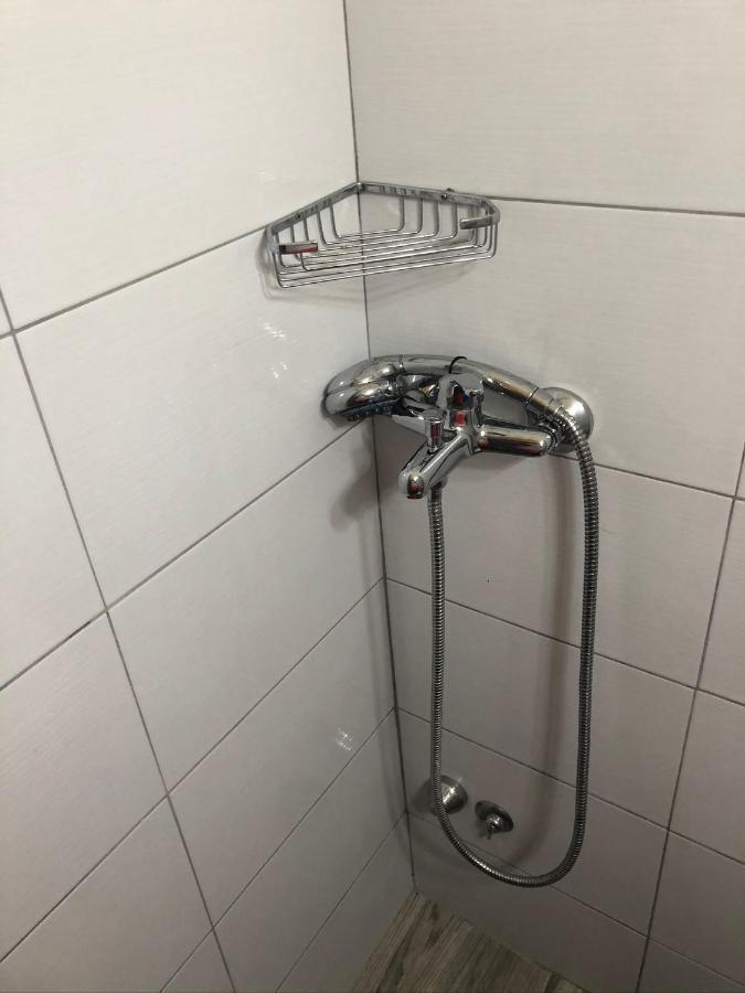 Family Stakic Apartment Baska Voda Bagian luar foto