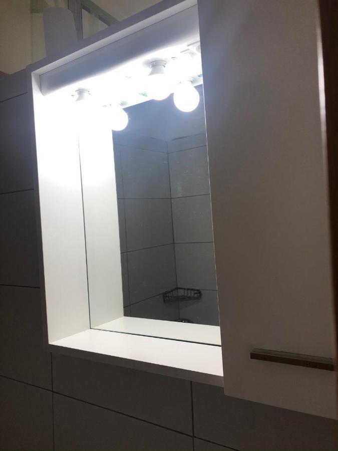 Family Stakic Apartment Baska Voda Bagian luar foto