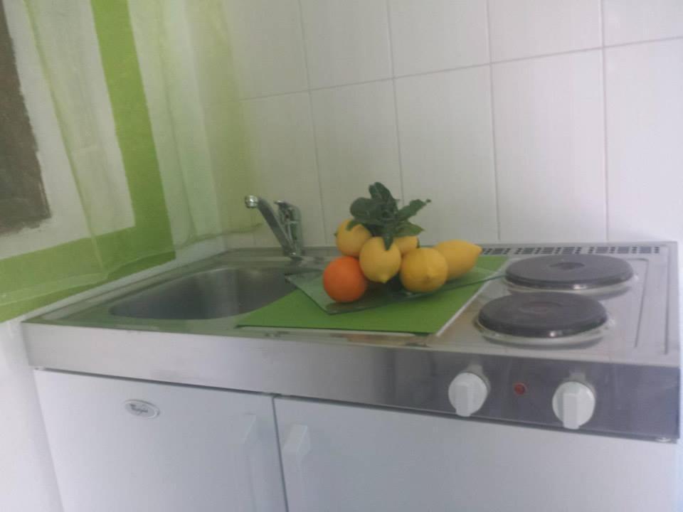 Family Stakic Apartment Baska Voda Bagian luar foto